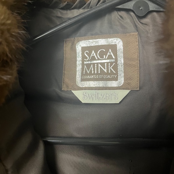 Vintage Saga mink fur coat - Picture 3 of 5